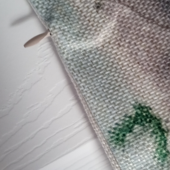 Gnome Christmas pillow cover - Picture 3 of 3